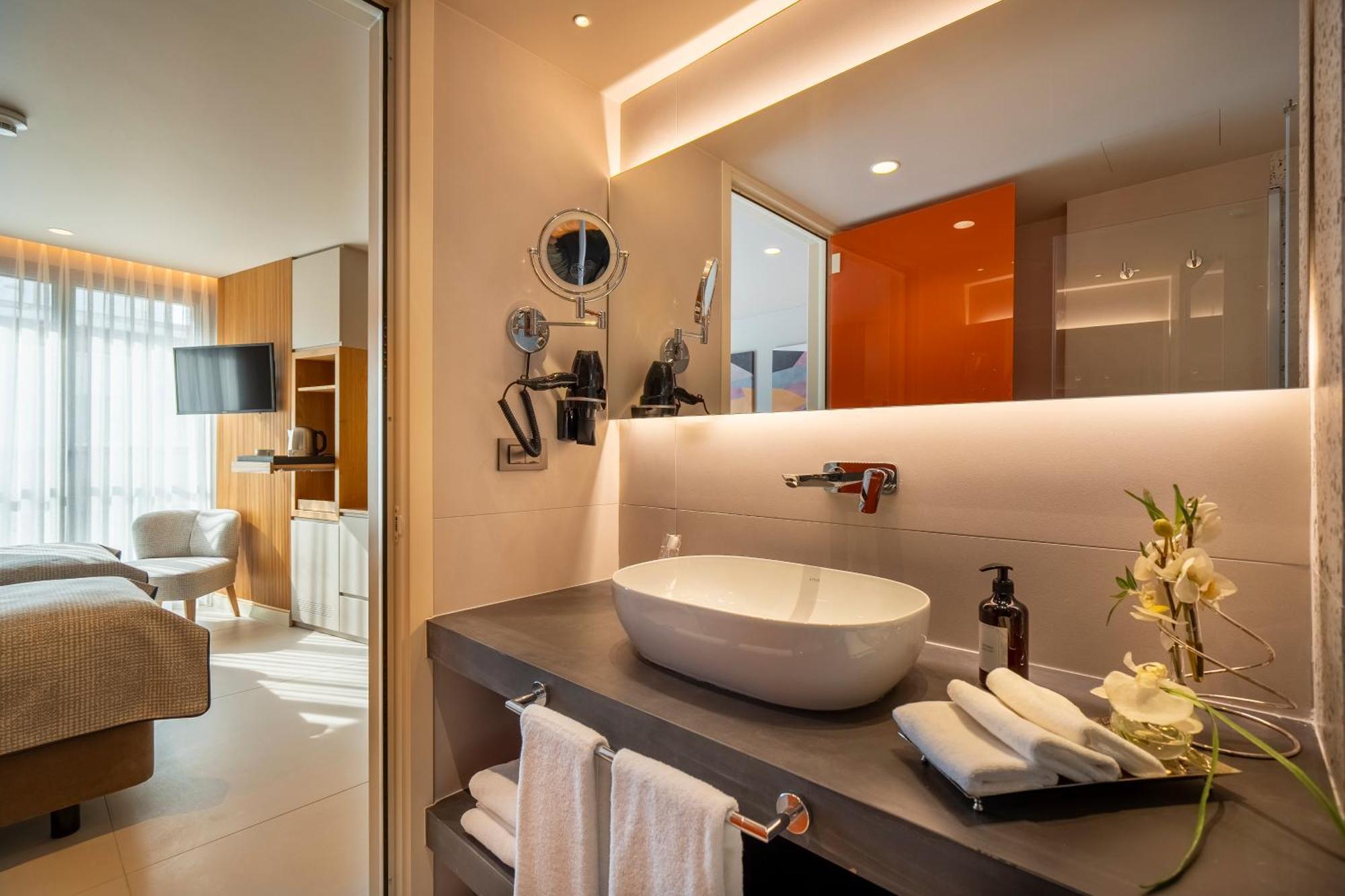 Erk Hotel Istanbul Exterior photo